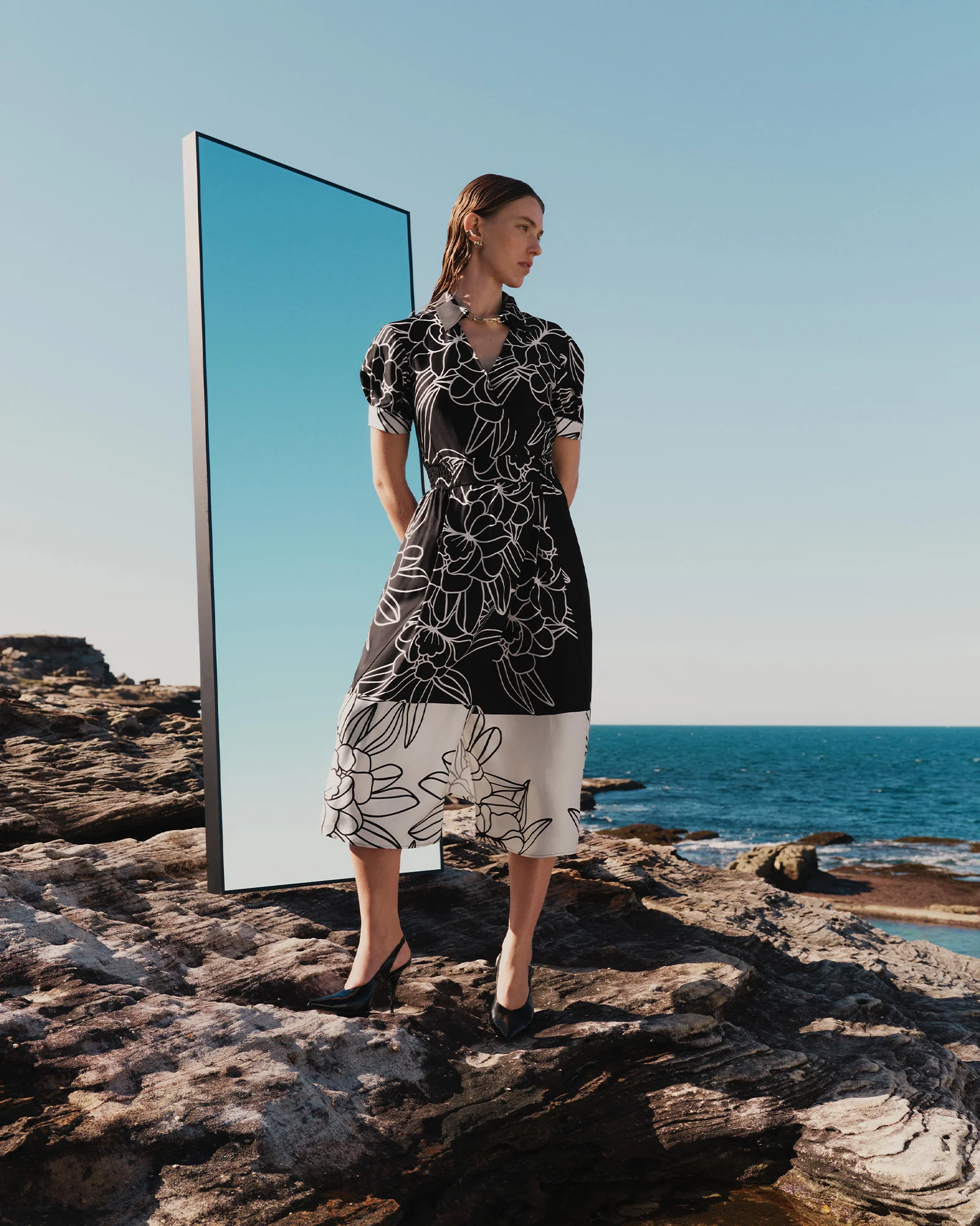 BLACK ORCHID BORDER PRINT SHIRT DRESS - Image 5