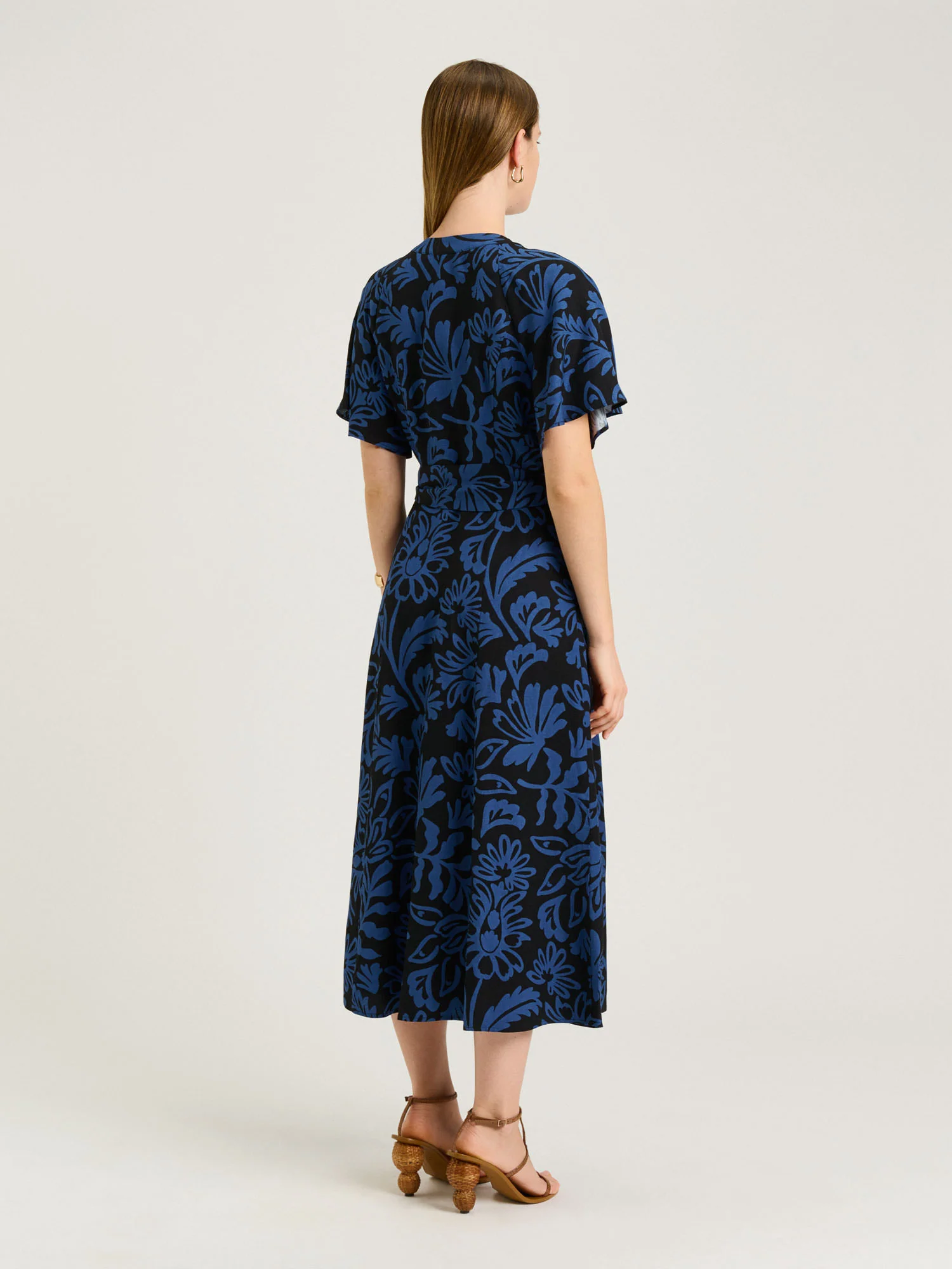 BLUE PETITE FILIGREE BELTED MIDI DRESS - Image 5