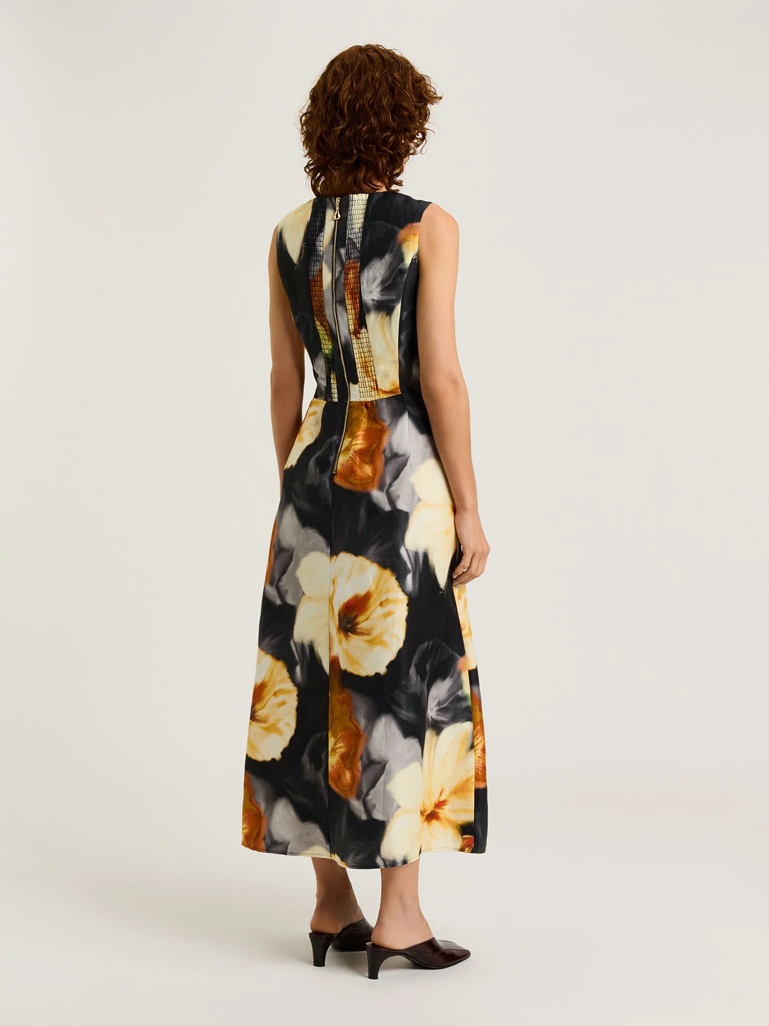 BOTANICAL FLORAL DRAPED MIDI DRESS - Image 4