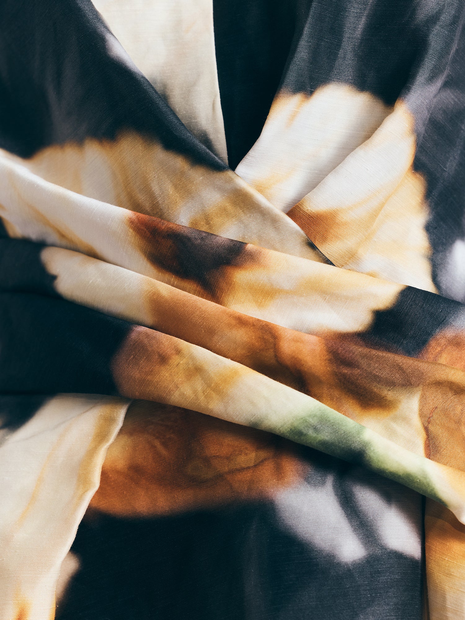 BOTANICAL FLORAL DRAPED MIDI DRESS - Image 7