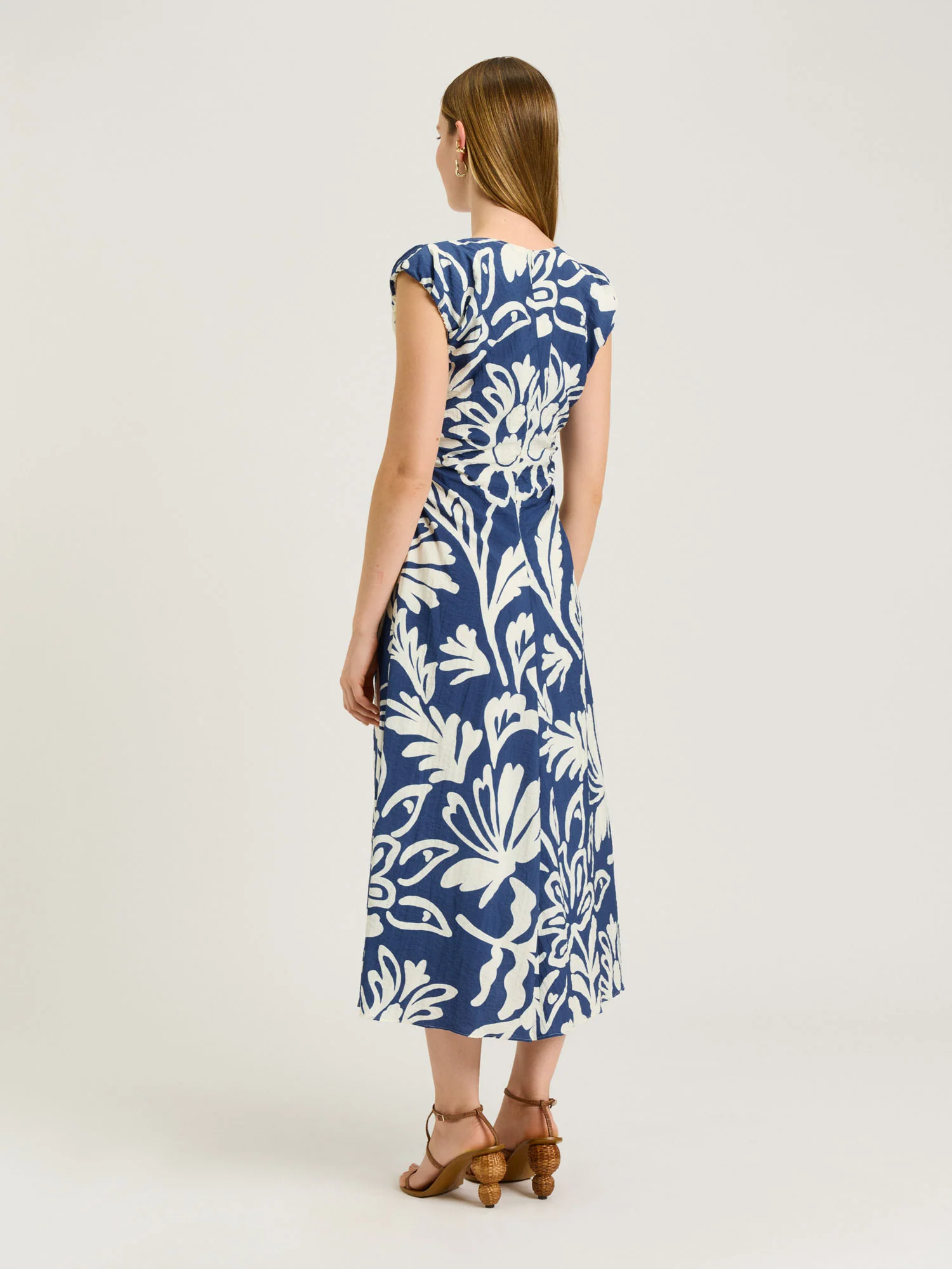 CHAMBRAY FILIGREE MIDI DRESS - Image 4