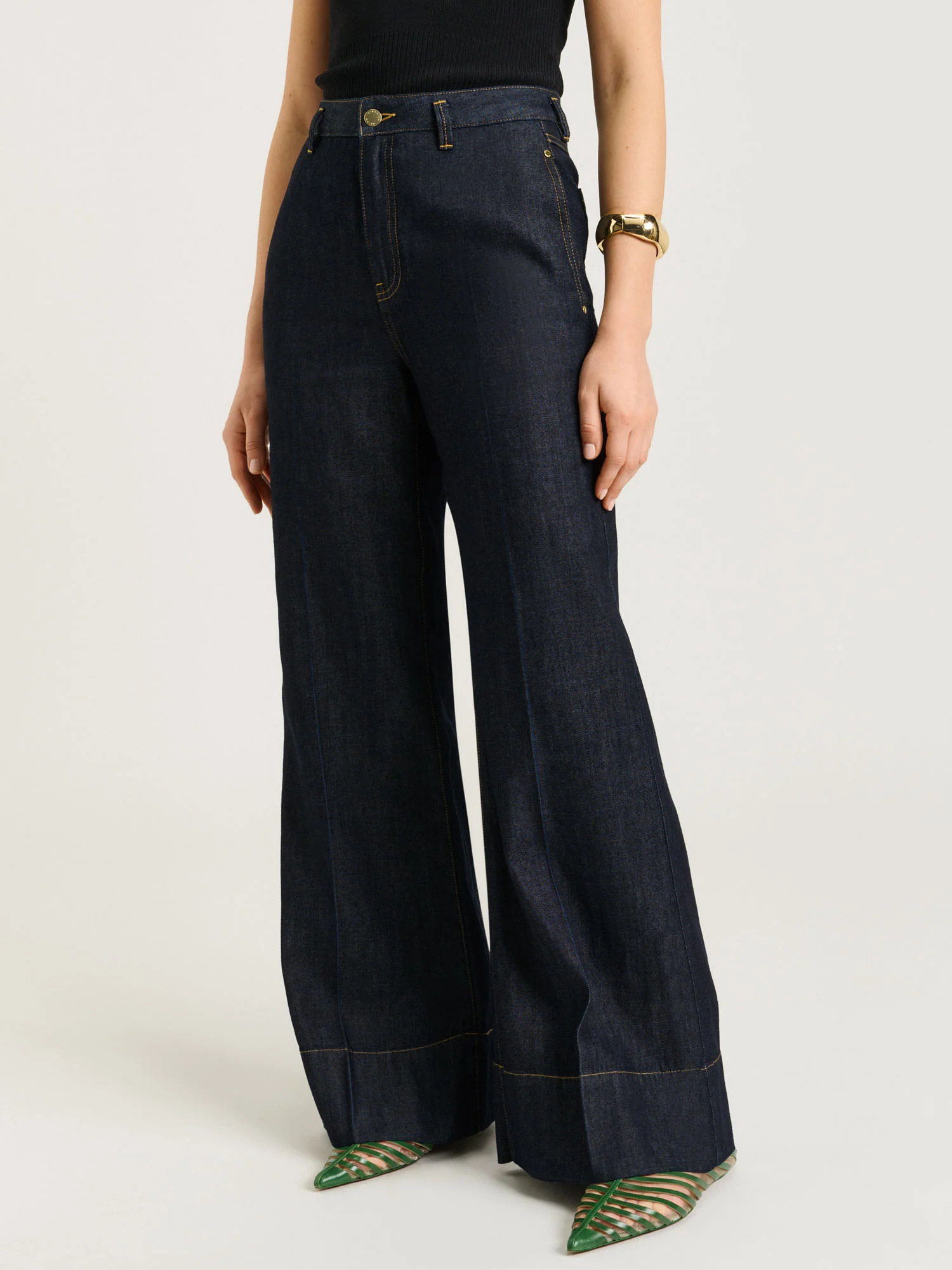 COTTON LYOCELL FLARED JEAN - Image 3