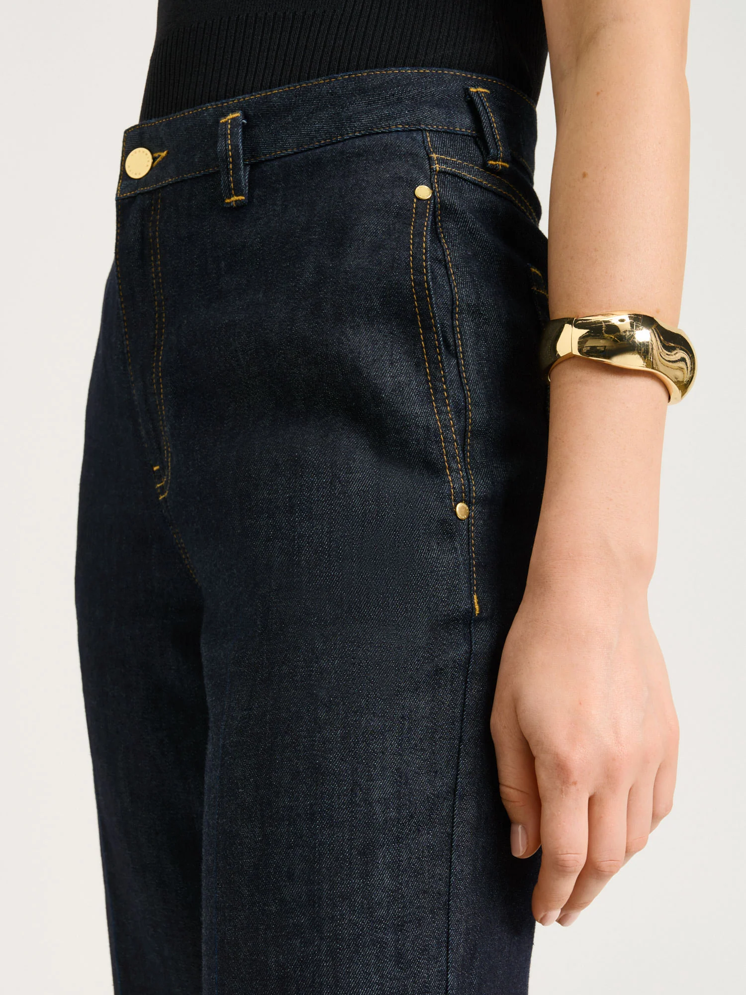 COTTON LYOCELL FLARED JEAN - Image 5