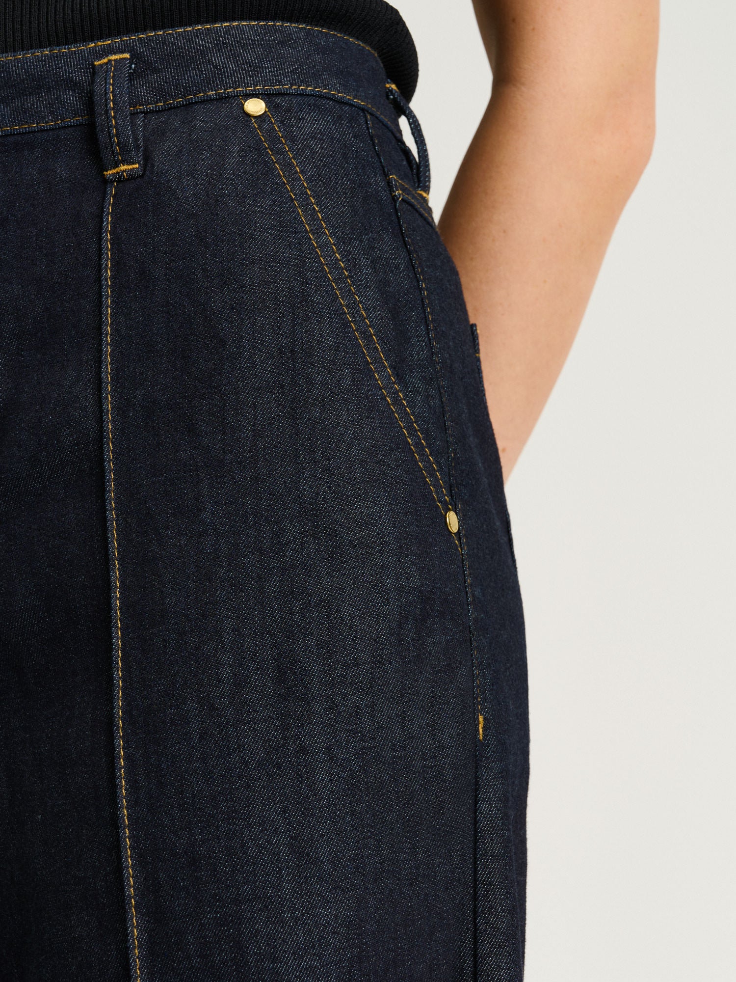 COTTON LYOCELL PINTUCK WIDE CROPPED JEAN - Image 3