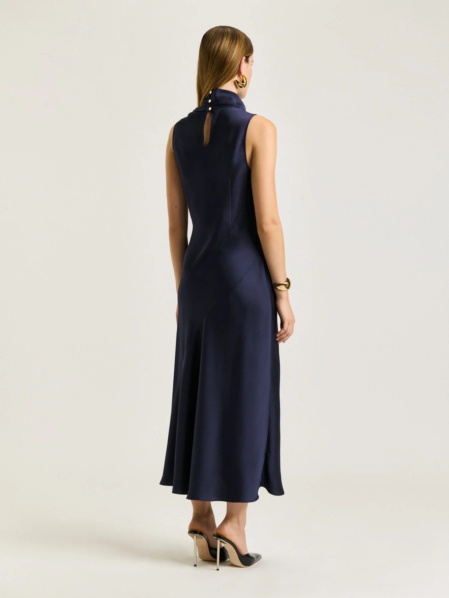 CREPE BACK SATIN HALTER MAXI DRESS - Image 4