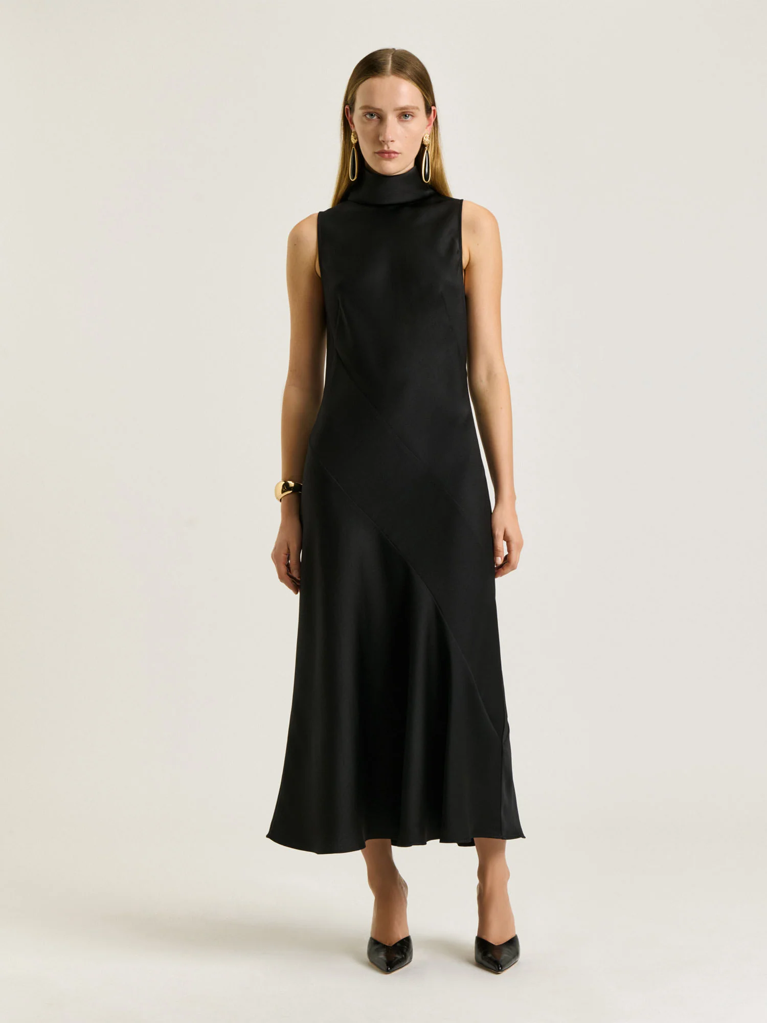 CREPE BACK SATIN HALTER MAXI DRESS - Image 7
