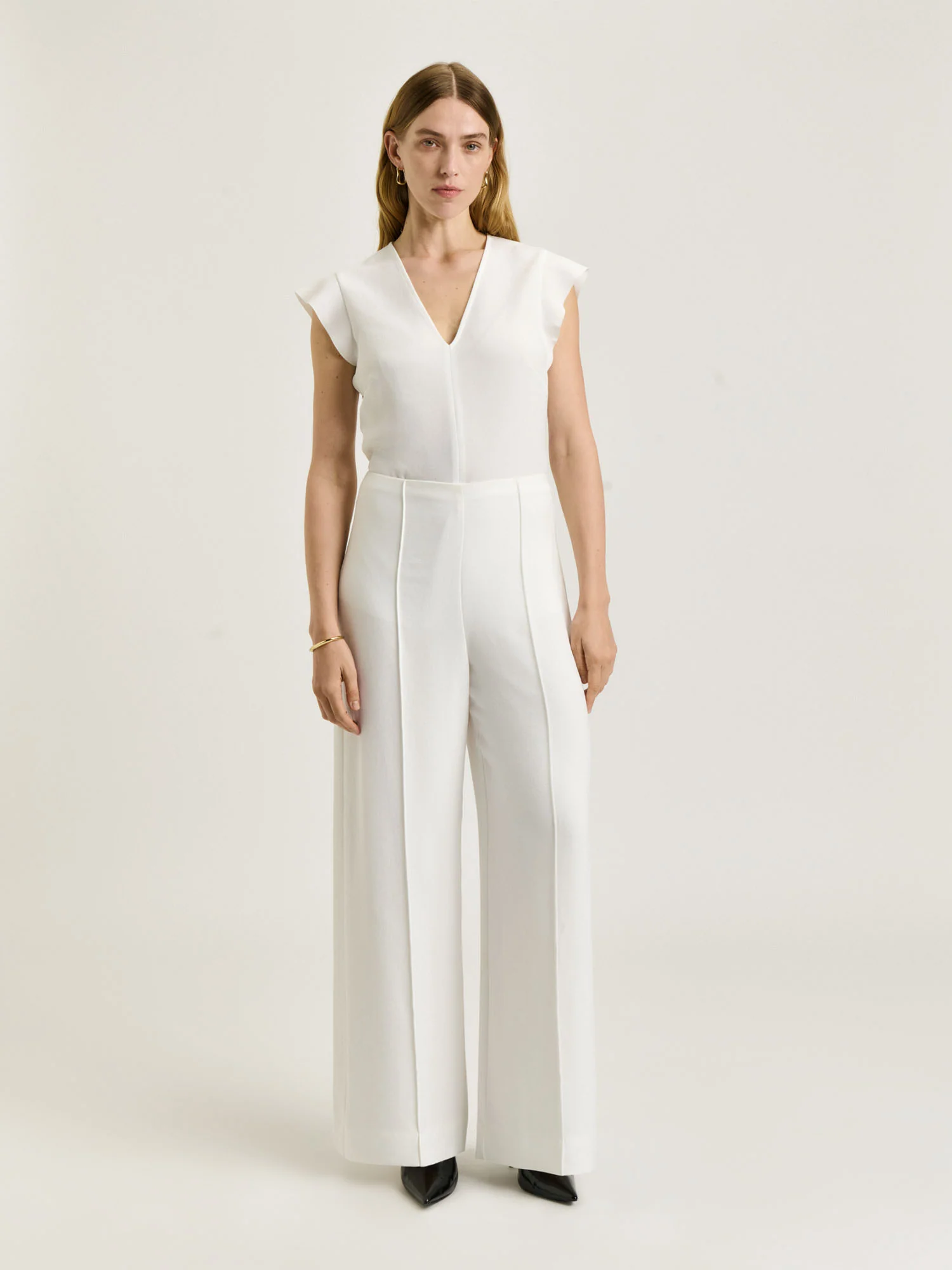 DOUBLE CREPE V NECK TOP - Image 5