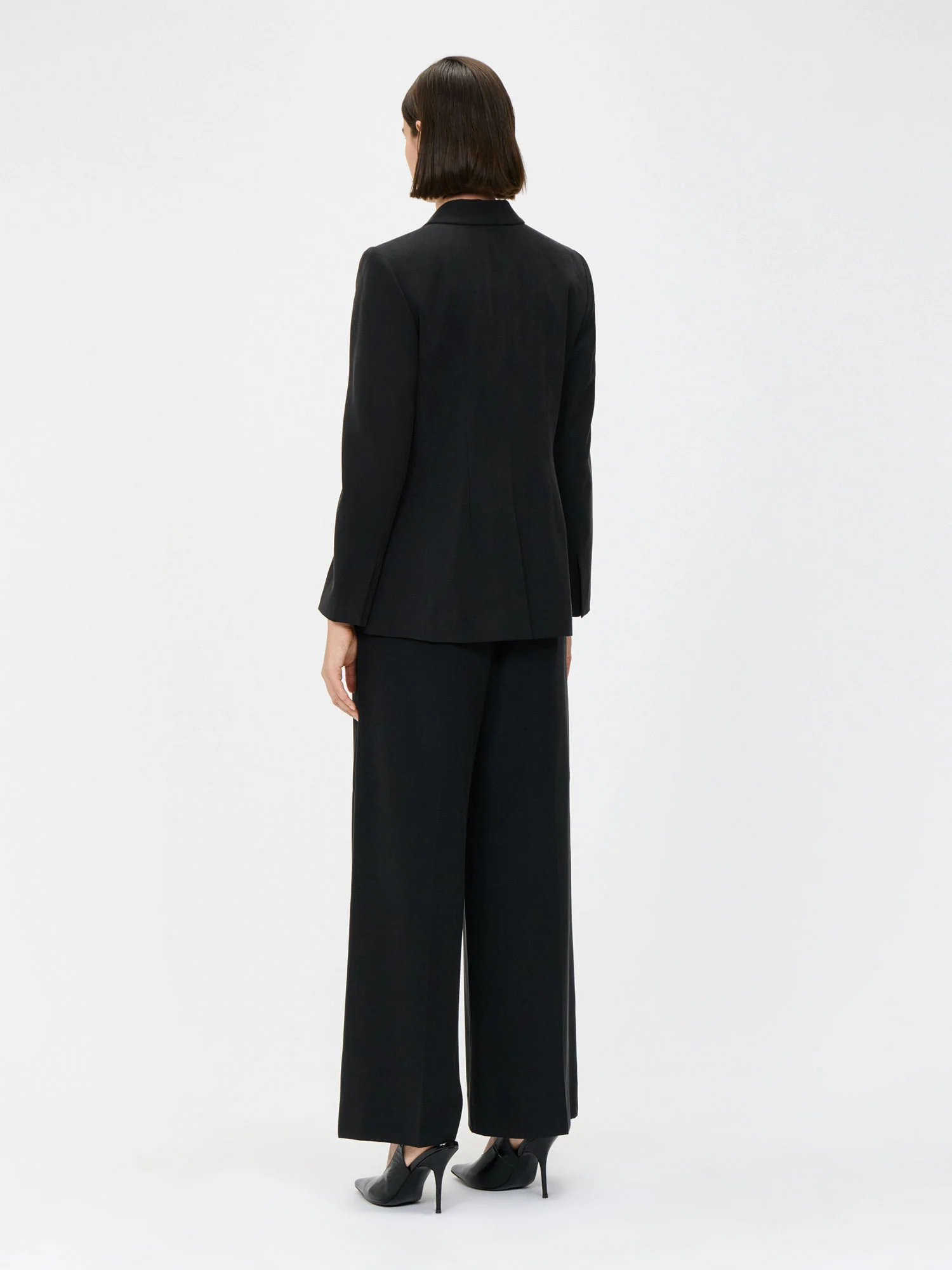 DRAPEY ECOVERO VISCOSE SEMI FITTED BLAZER - Image 4