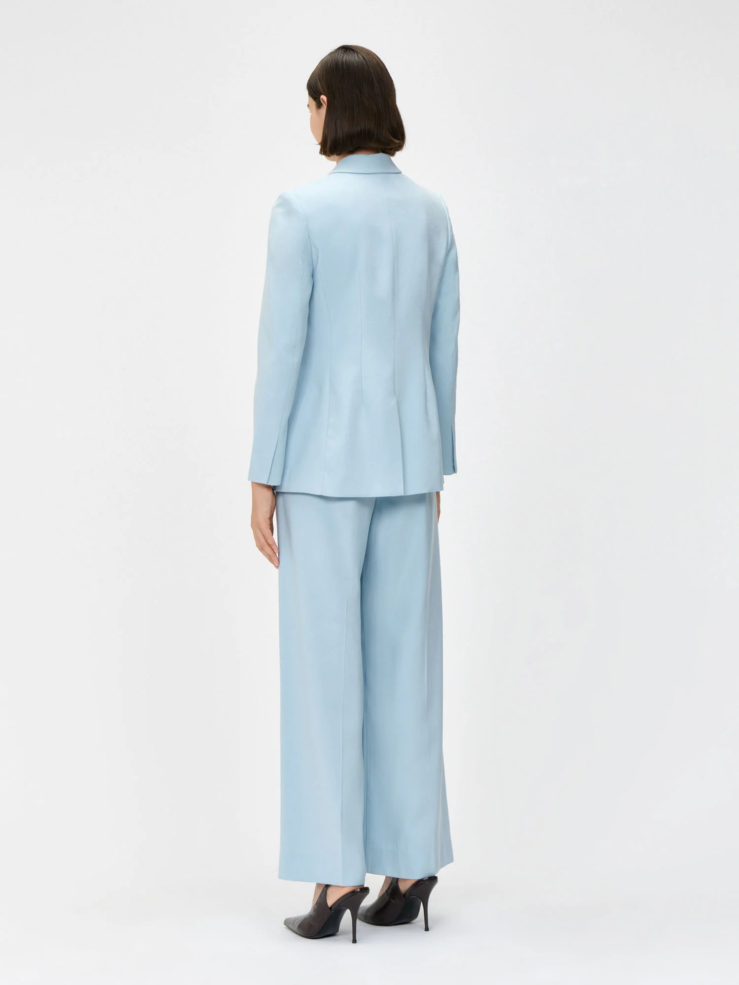 DRAPEY ECOVERO VISCOSE SEMI FITTED BLAZER - Image 9