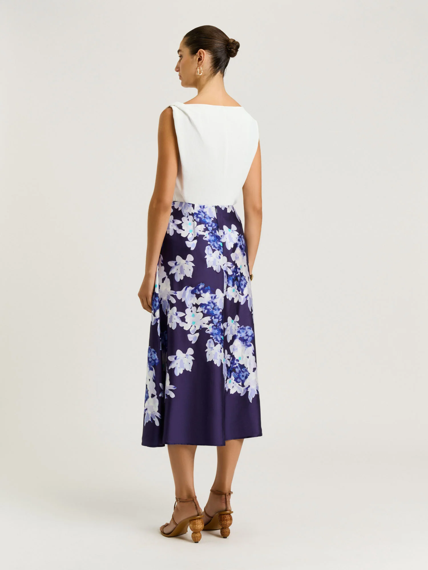MIDNIGHT CLIMBING VINE SATIN MIDI SKIRT - Image 4