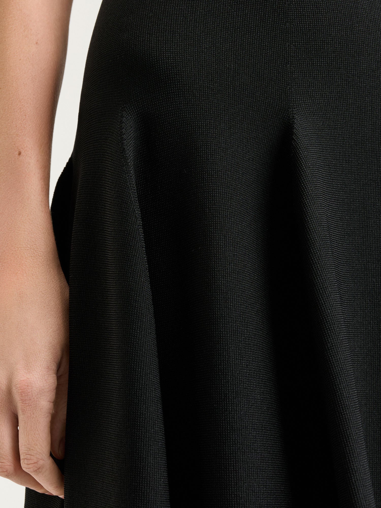 MILANO BELL KNIT DRESS - Image 3