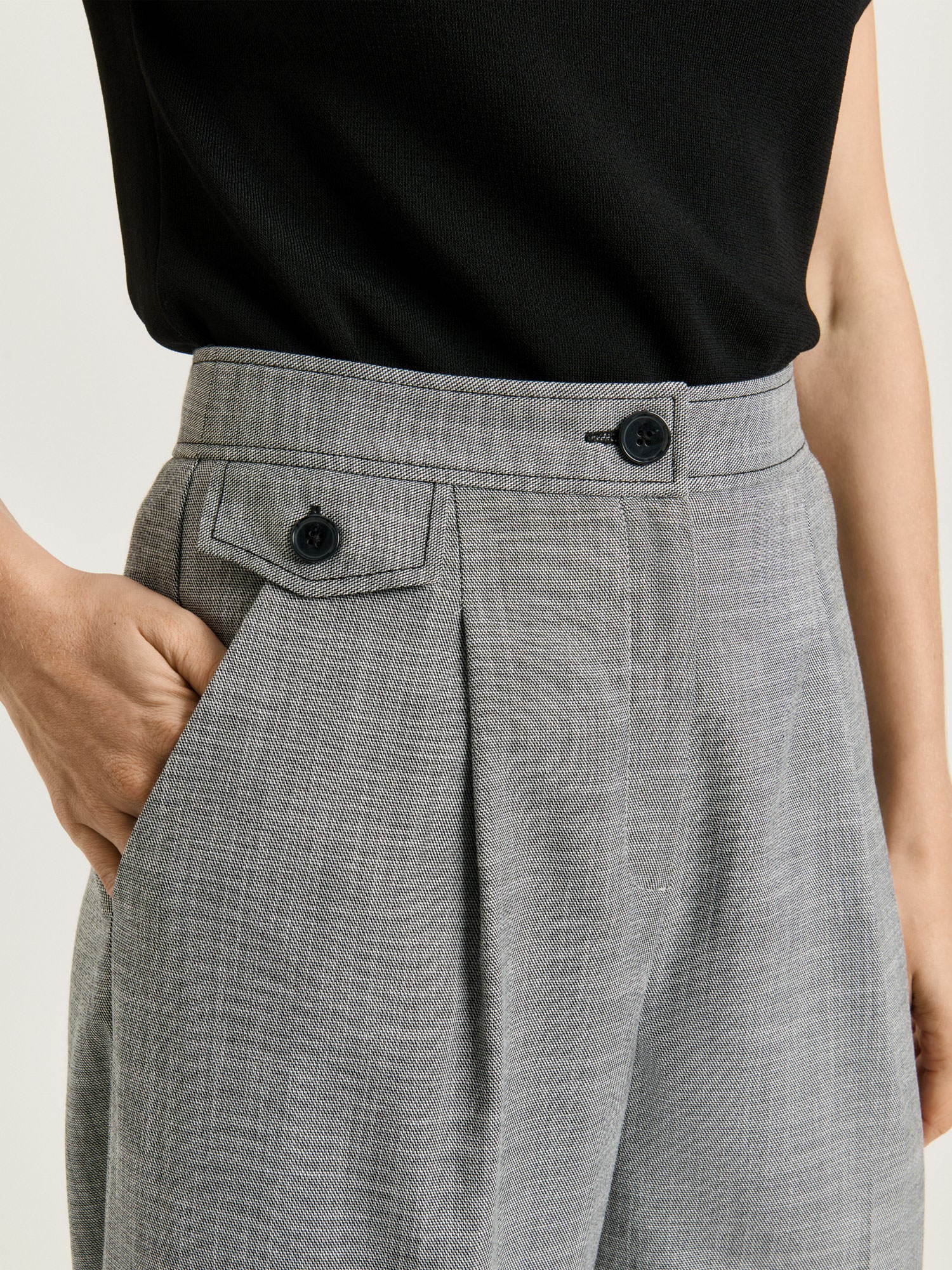 MONOCHROME TWILL CROPPED PANT - Image 4
